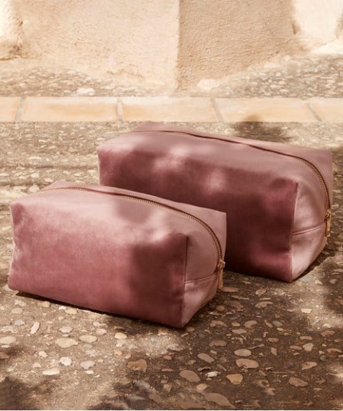 Plain Velvet toiletry/accessory case Bagbase 185g